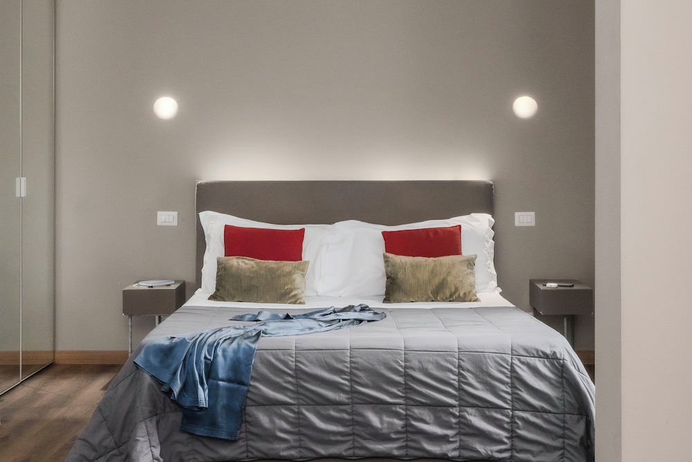 Deluxe Room, Balcony, City View photo 2