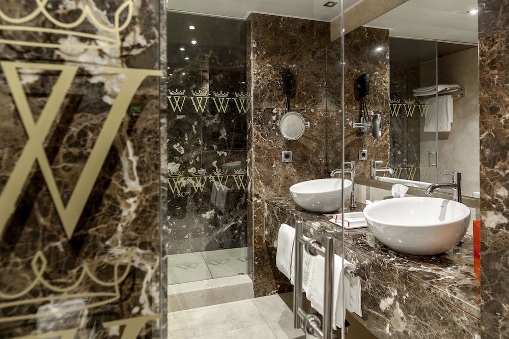 Superior Penthouse "The Wellington Club" Access - Photo 8