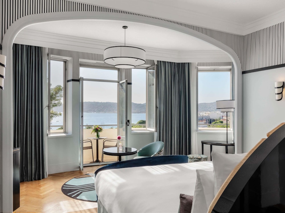 Junior Suite, 1 Double Bed, Balcony, Sea View - Photo 5