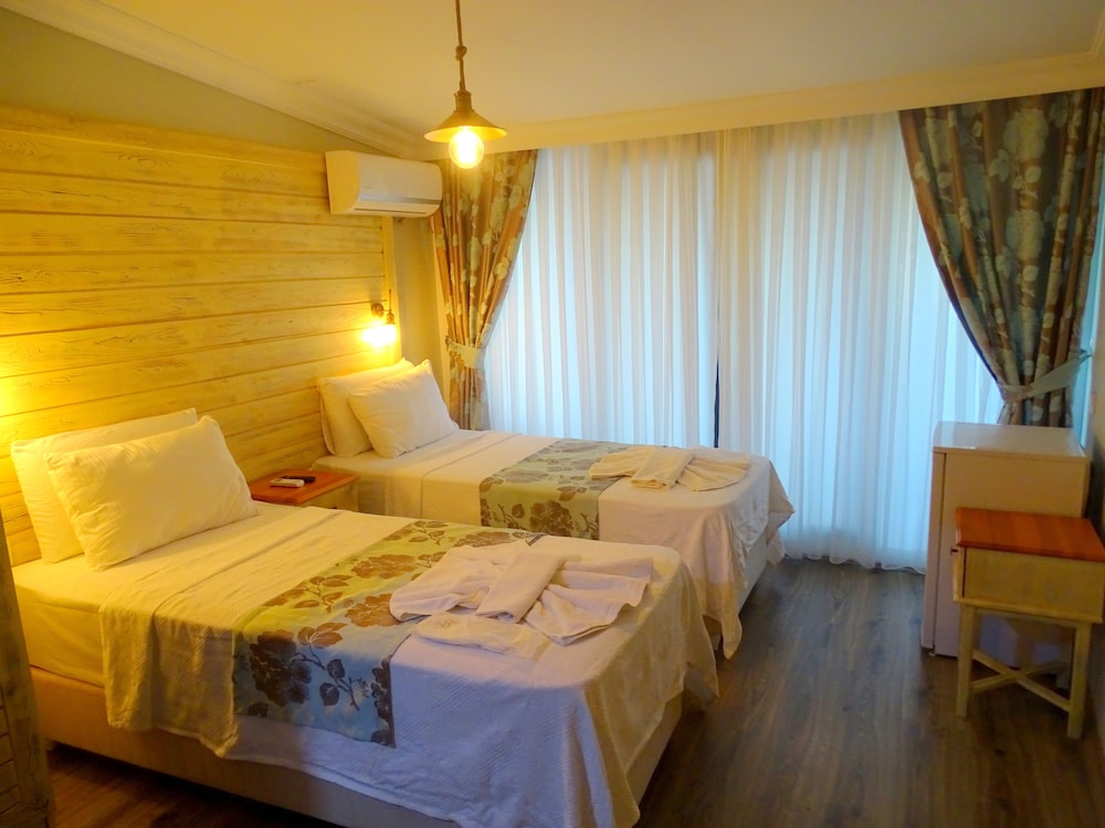 Standard Double Or Twin Room, Sea View photo 1