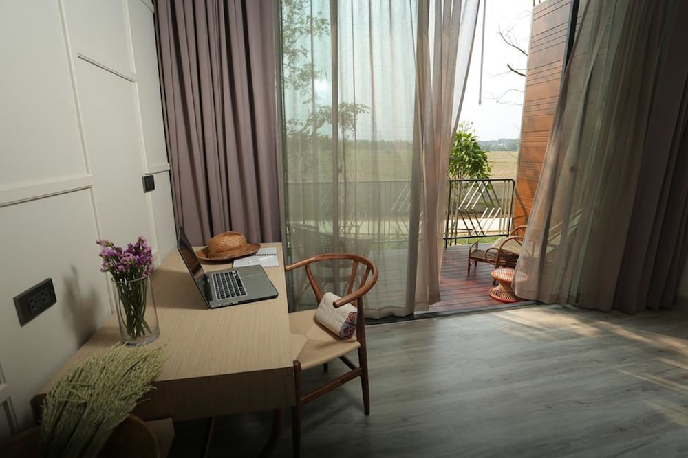 Superior Room with Balcony photo 3