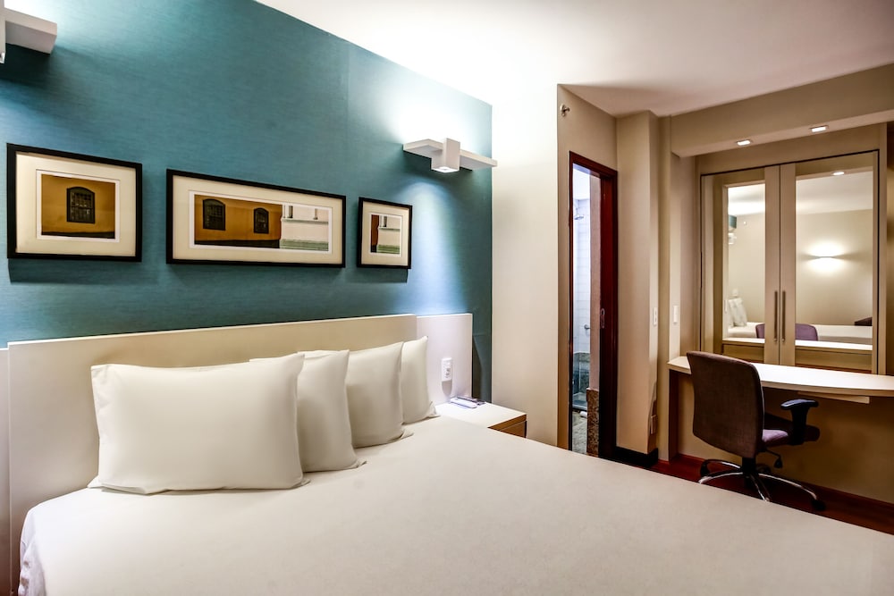 Superior Suite, 1 Queen Bed, Non Smoking - Photo 6