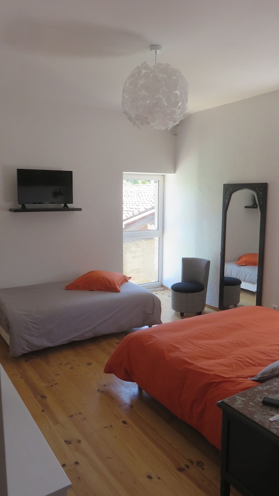Room (La Lavandière) photo 3