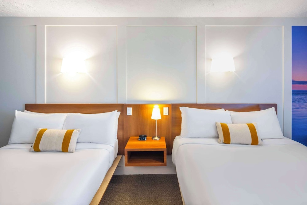 Standard Room, Multiple Beds, Non Smoking