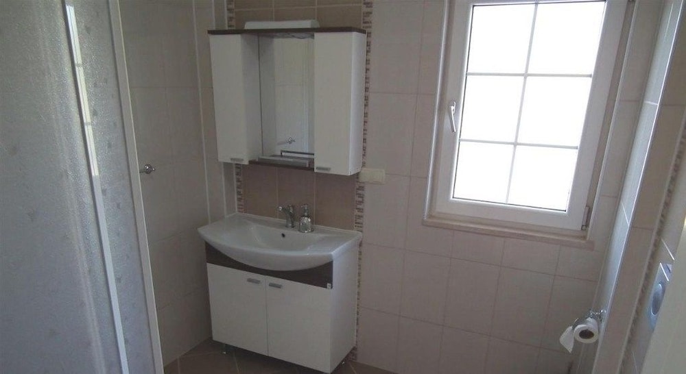 Villa photo 3