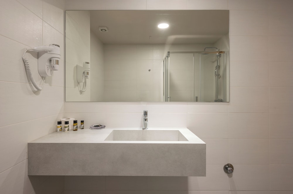 3 Bedroom Suite photo 2