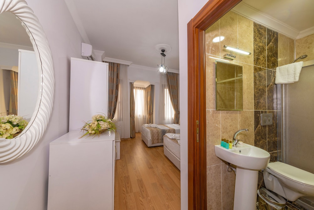 Standard Triple Room photo 1