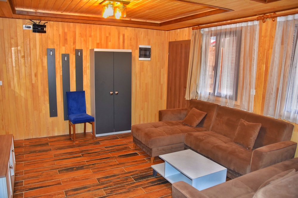 Bungalow photo 1