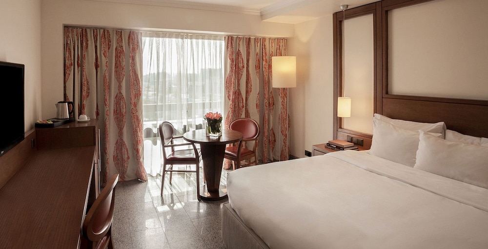 Superior Room, 1 King Bed, City View (Classic Superior Rooms) photo 1