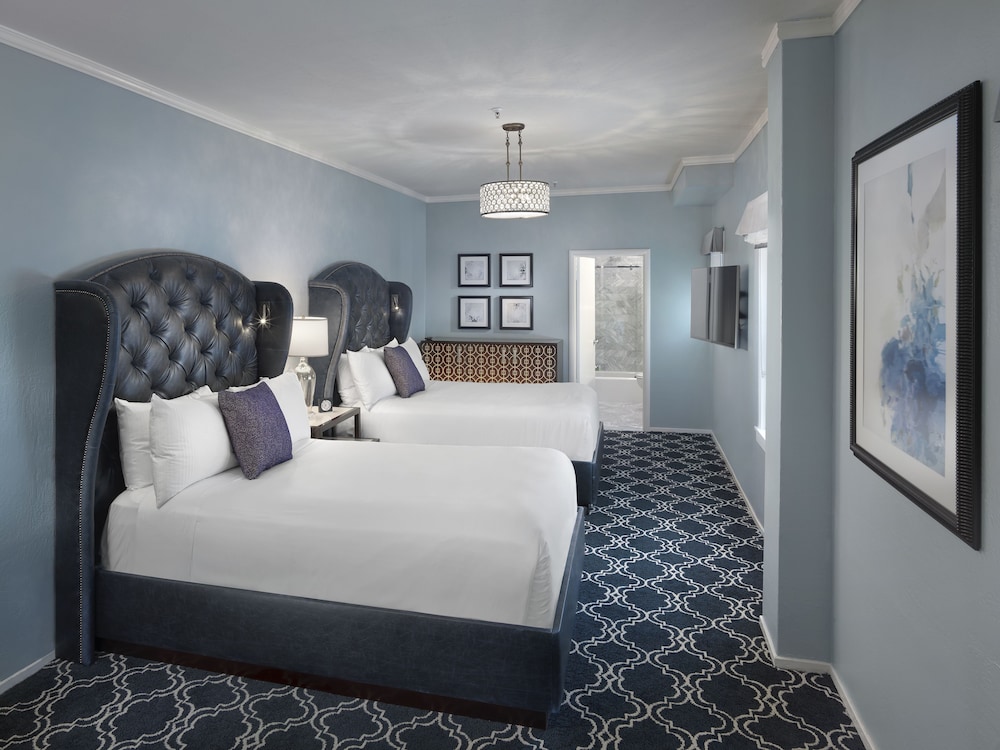 Deluxe Bay View Room, 2 Double Beds - Photo 1