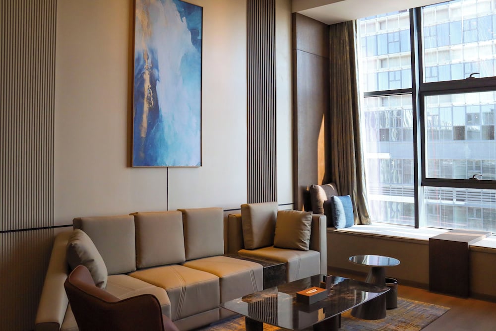 Suite, 1 King Bed, Non Smoking (Wyndham) photo 1