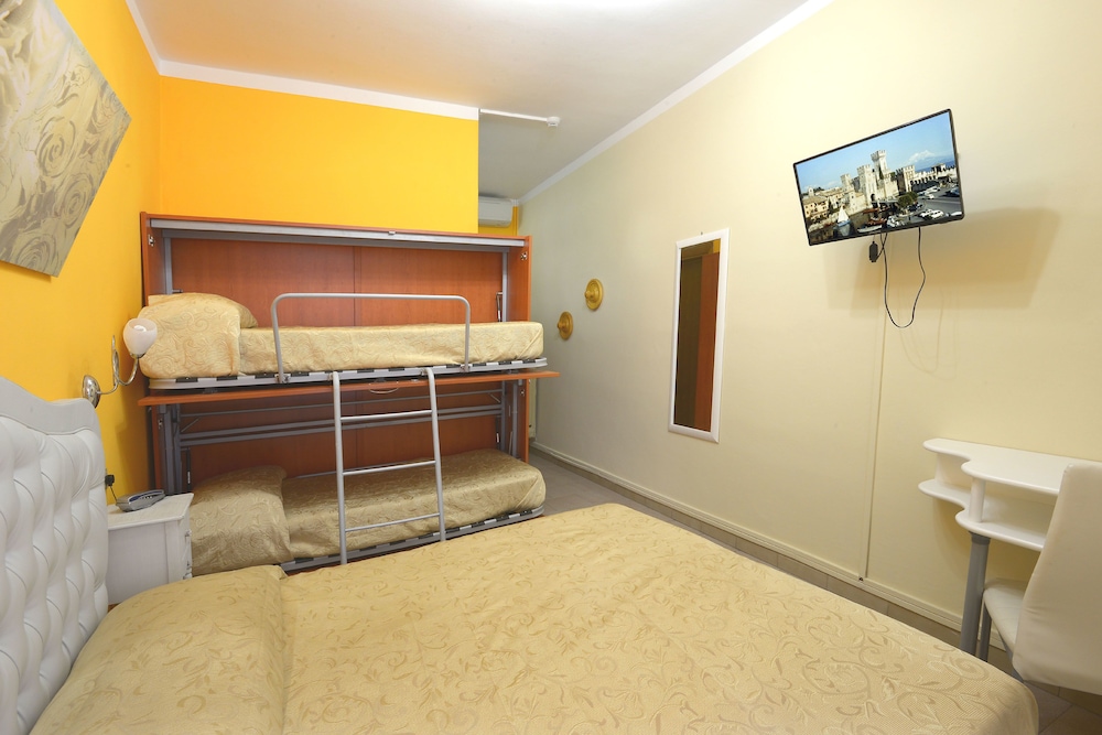 Triple Room photo 1