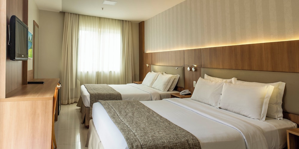 Suite (Astoria) - Photo 4