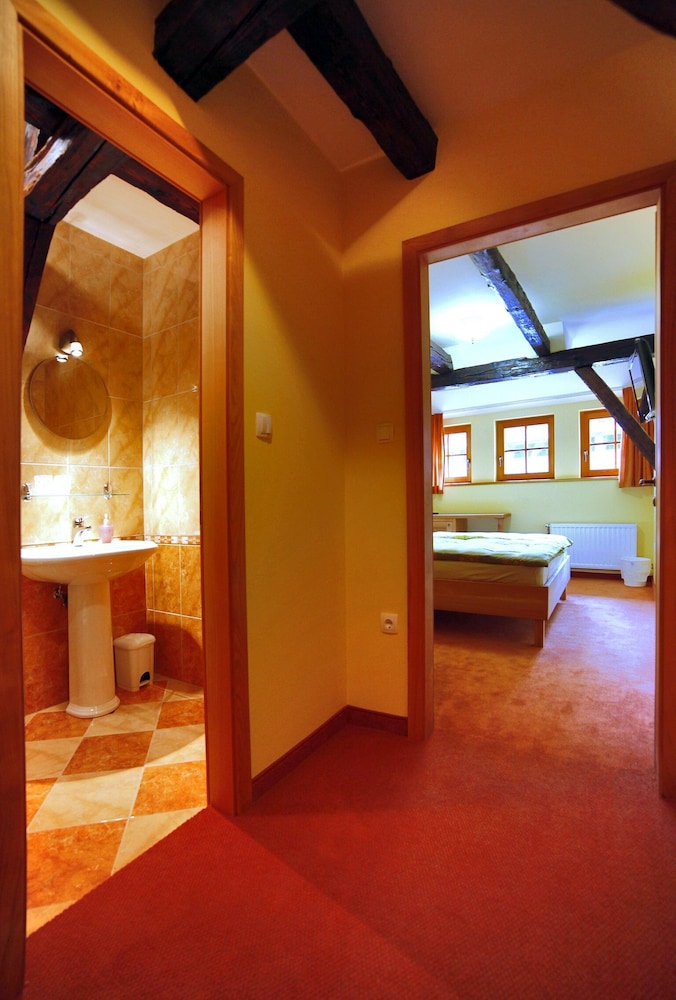 Standard Double Room, River View photo 2