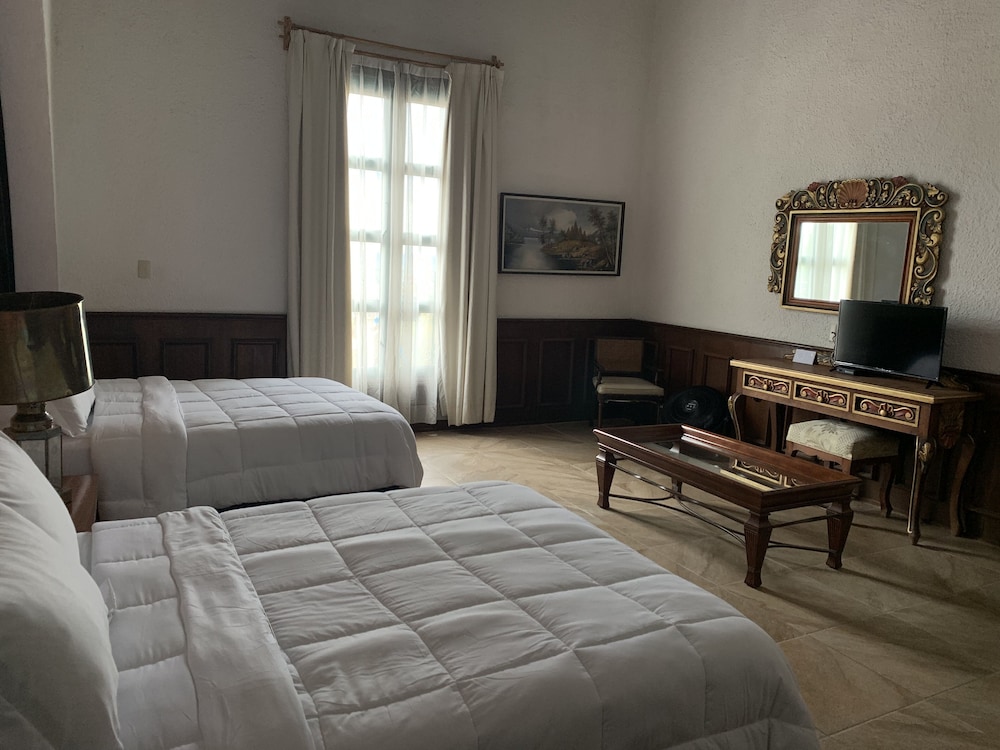 Deluxe Double Room, 2 Double Beds, Balcony photo 3