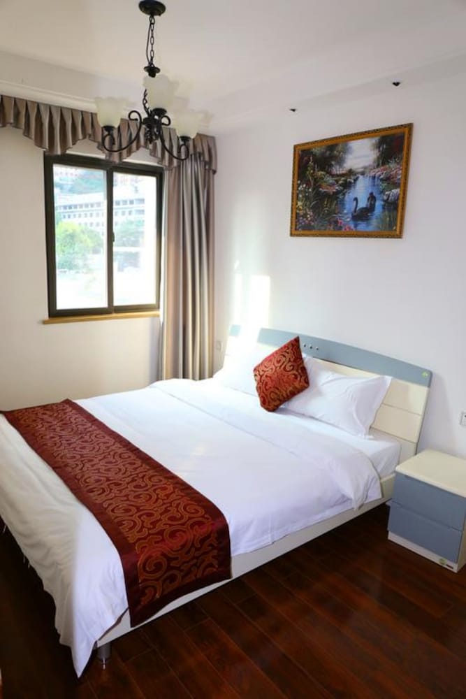 Suite, 1 Bedroom photo 1