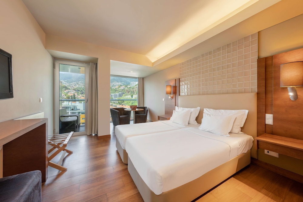 Available room