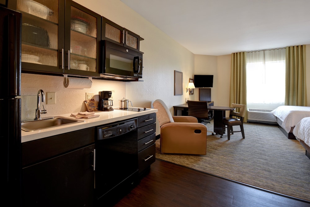 Studio Suite, 2 Queen Beds, Accessible (Hearing) photo 2