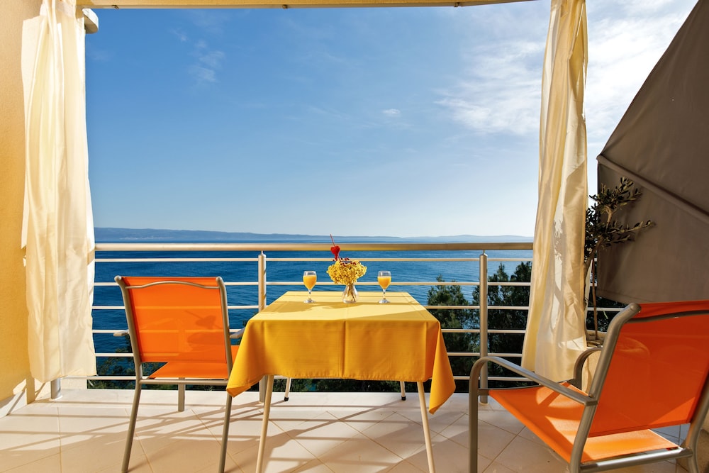 Ooievaar. Zeezicht appartement met panoramisch balkon. photo 3