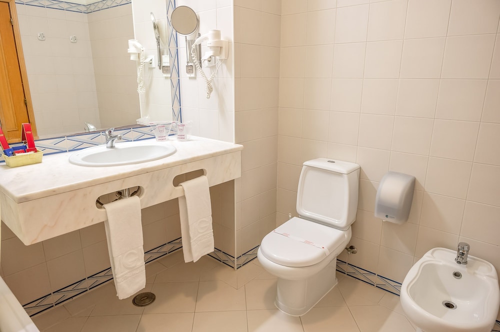 One Bedroom Junior Club (2 adults + 2 children) - Photo 14