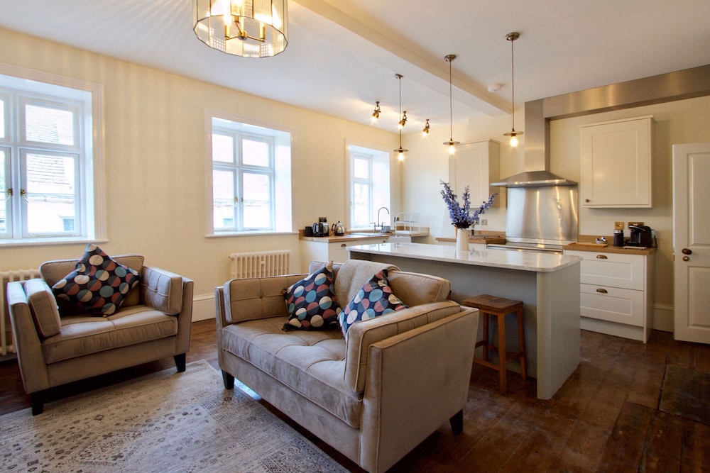 Luxury Apartment, Ensuite (Brinks)