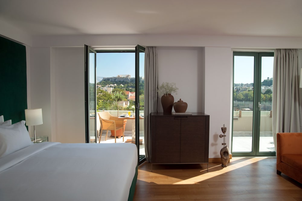 Executive Suite, Acropolis View