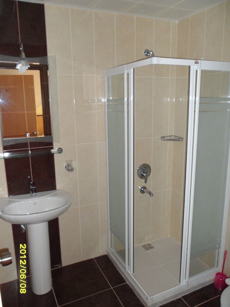 Standard Triple Room photo 2