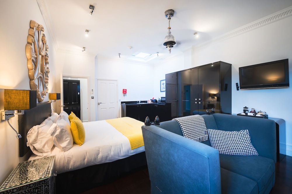 Design Suite, 1 King Bed, Non Smoking, Terrace (Siena) photo 2