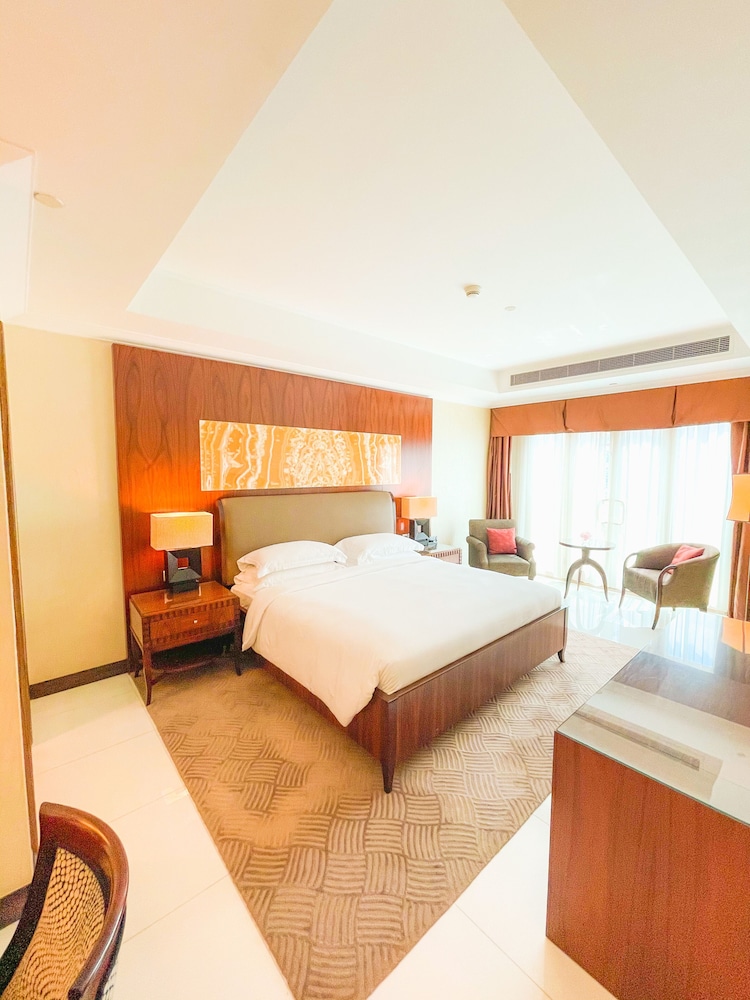 Swiss, Premium Room, 1 King Bed
