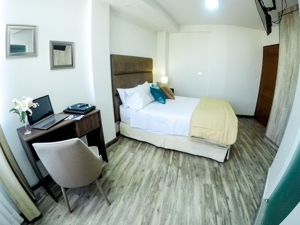 Double Room, 1 Queen Bed, Accessible, Non Smoking