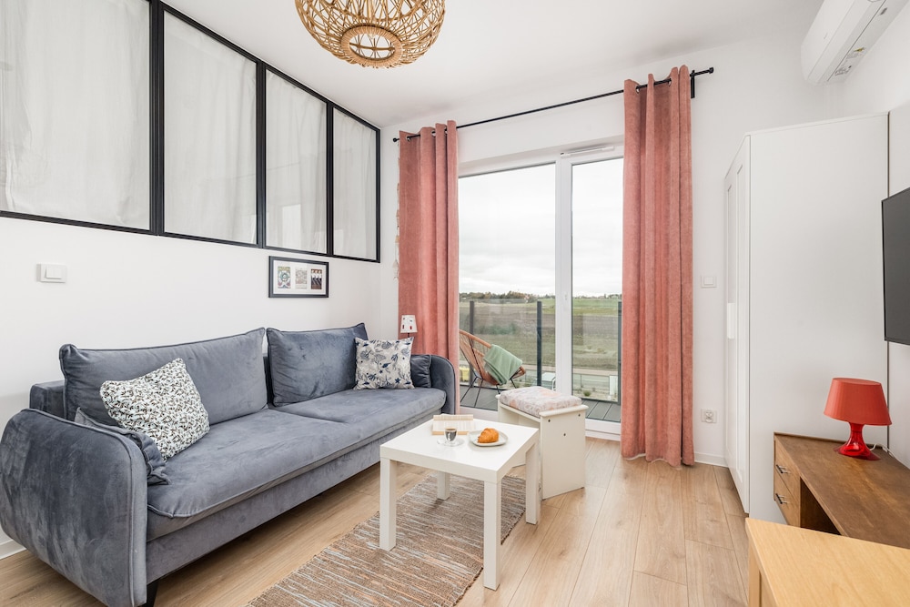 Apartment, 1 Bedroom, Balcony, Sea Facing photo 1