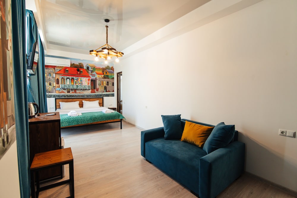 Deluxe Room, 1 King Bed with Sofa bed