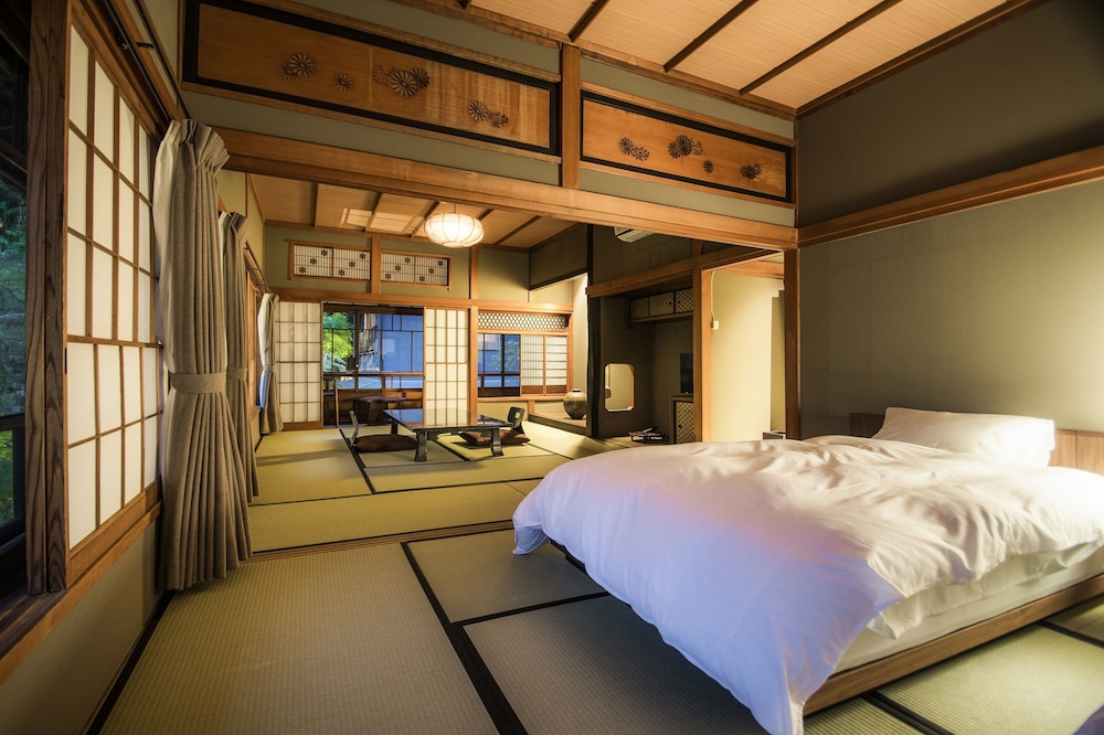 Kyuan Annex 2f Japanese Style Room With Garden View