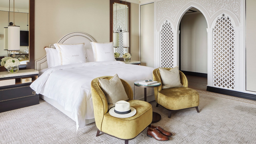 Suite (Ocean) - Photo 2