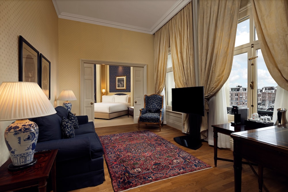 Suite, 1 Bedroom, Balcony, City View photo 3