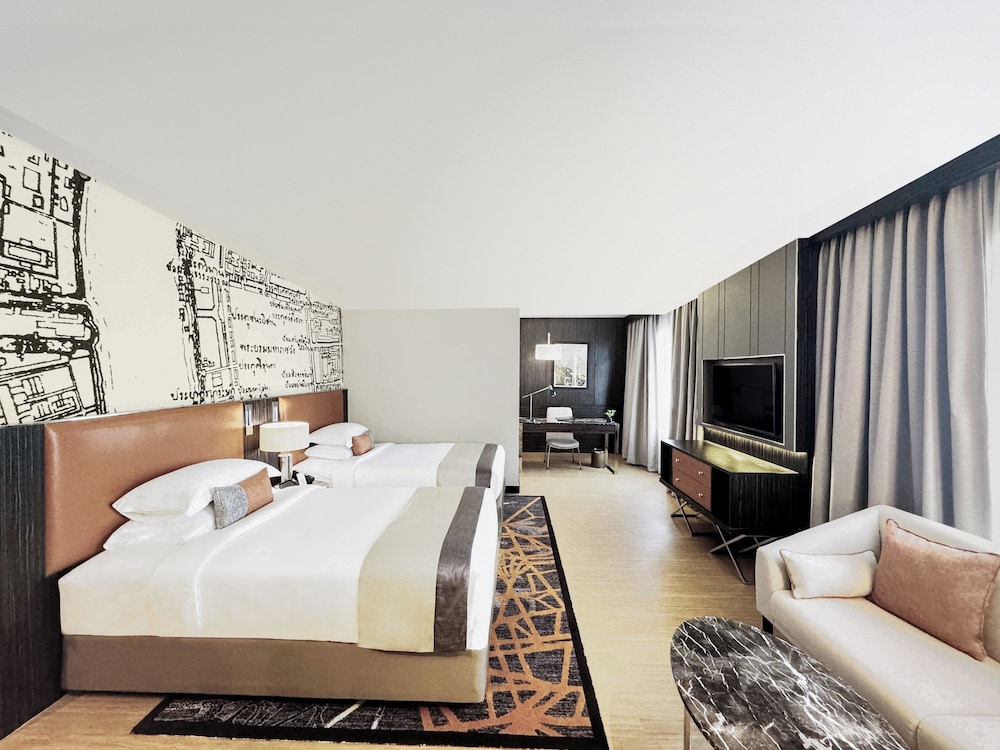 Executive Suite photo 2