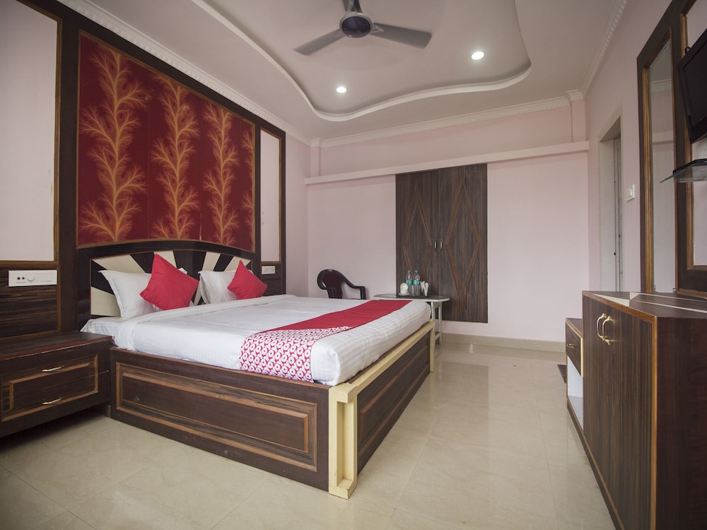 Suite, 1 Queen Bed photo 3
