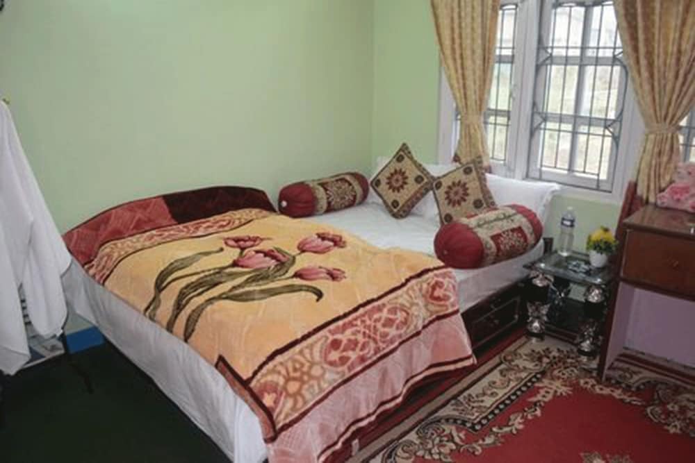 Double or Twin Room, Valley View, Mountainside photo 2