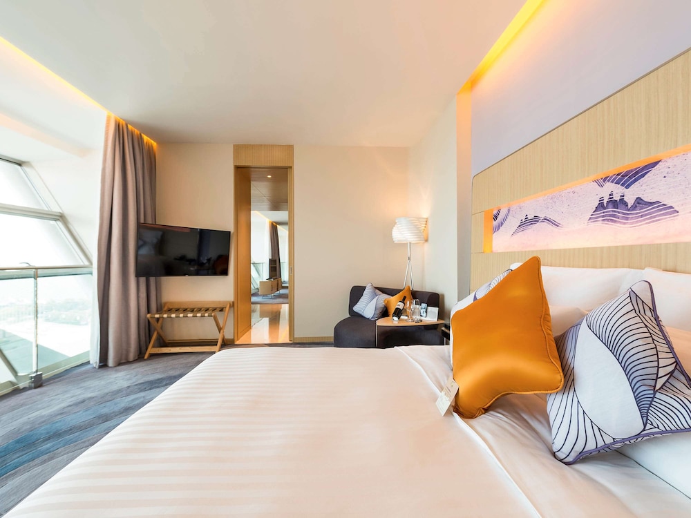 Deluxe Suite, 1 King Bed