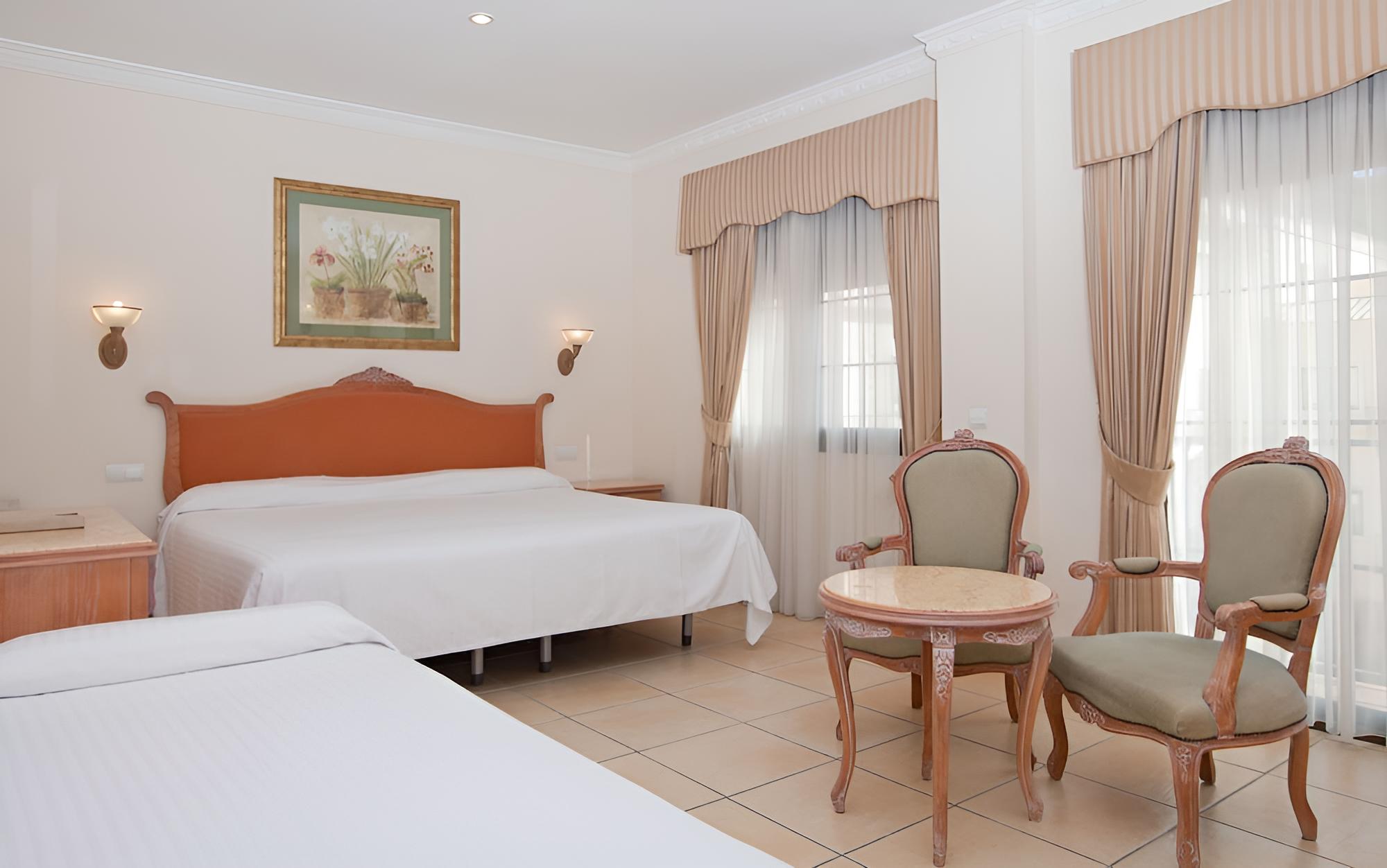 Standard Triple Room photo 1