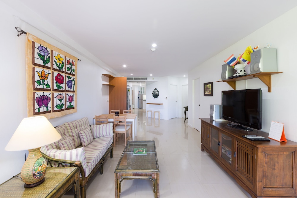 3 Bedroom Apartment next to Swimming Pool (Free WIFI in room) photo 3