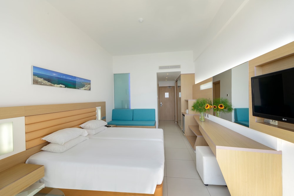 Classic Double or Twin Room, Mountain View photo 1
