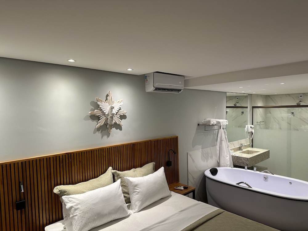 Luxury Double Room - Photo 9