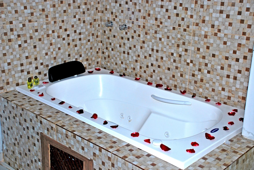 Deluxe Double Room, Hot Tub, Sea View photo 1