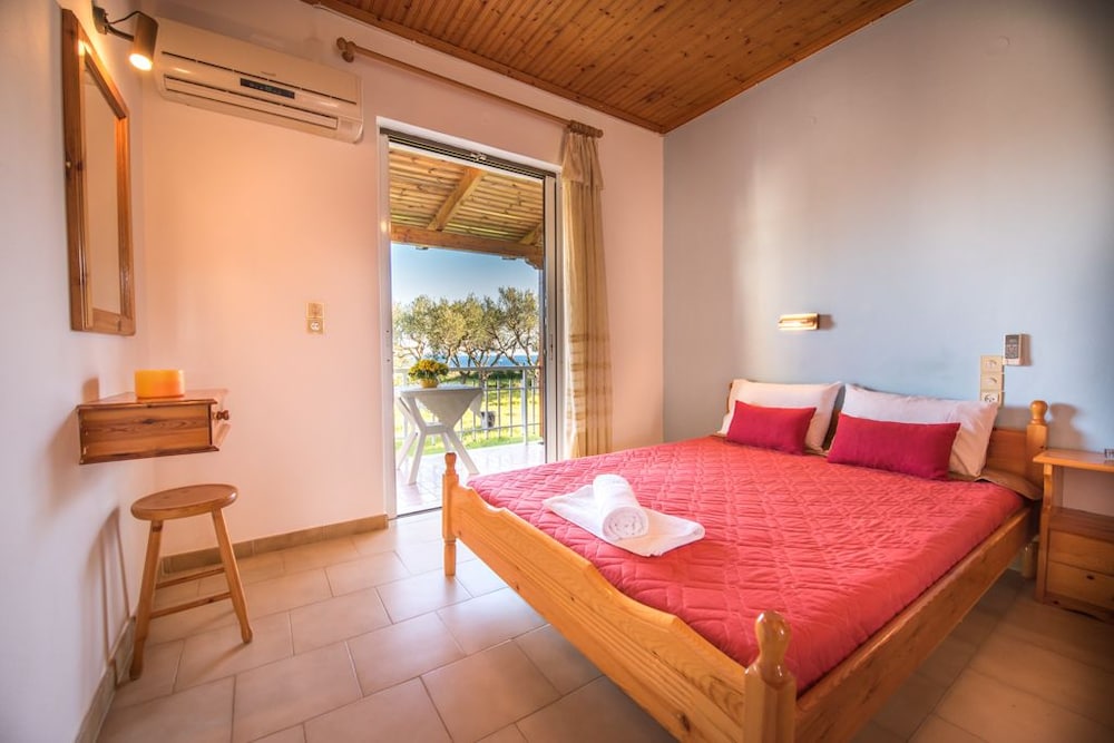 Standard Studio, 1 Bedroom, Garden View