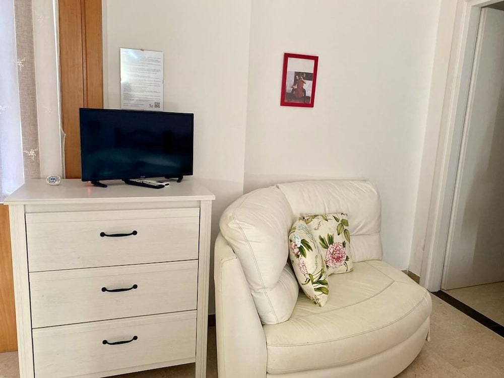 Design Double or Twin Room photo 2