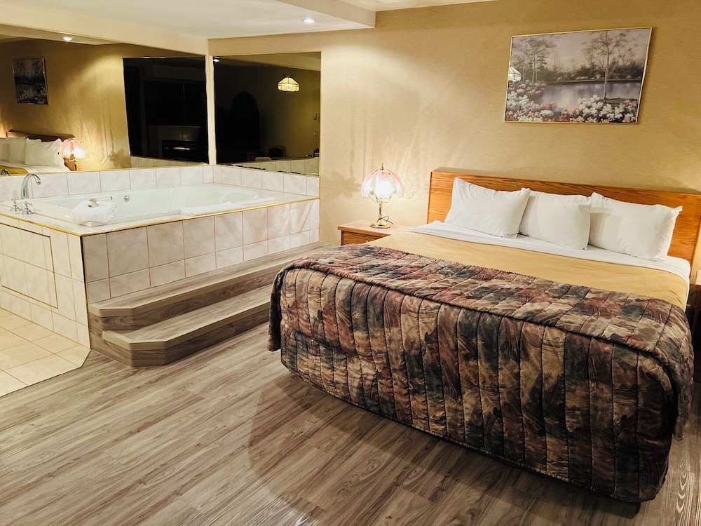 Suite, 1 King Bed