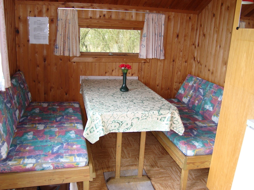 Cottage, (excl. Linen) Shared Bathroom - 4 people photo 2