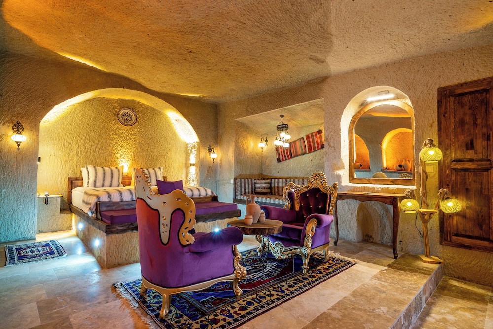 Erva Hammam Jacuzzi Cave Suite photo 1