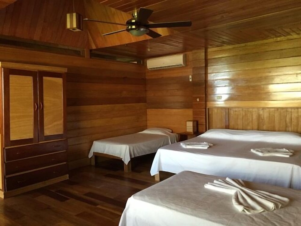 Twin Room, River View photo 3